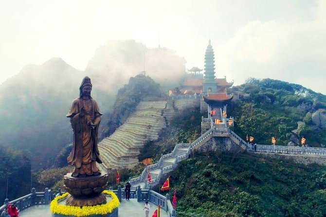 Private Transfers Hanoi <=> Sapa One Way (Free Hotel Pickup) - The driver matters more than the vehicle