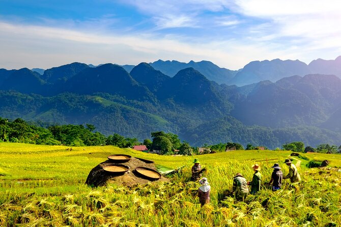 Pu Luong Private Day Tour from Hanoi – Biking & Rafting - Uoi hamlet and the village views