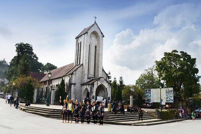 Sa Pa 2-Day Moderate Trek and Homestay Limousine Tour from Hanoi - Is $118 good value?