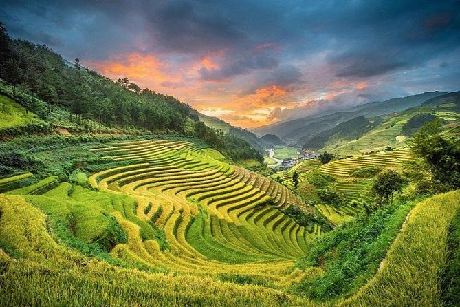 Sapa 2 Days 1 Night From Hanoi - Overnight in Hotel - Lunch, shower time, and the ride back