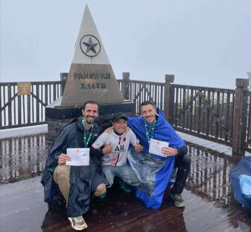 SAPA : Climb up to Fansipan mountain with LOCAL GUIDE - The 5:30 AM pickup from Sa Pa