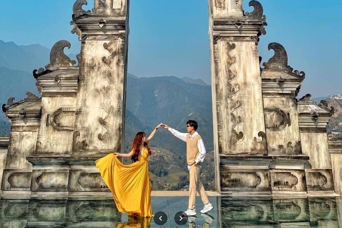 Sapa: Fansipan Cable, Cat Cat Village & Moana Instagram Tour - Moana Sapa’s Bali Gate and Golden Hand
