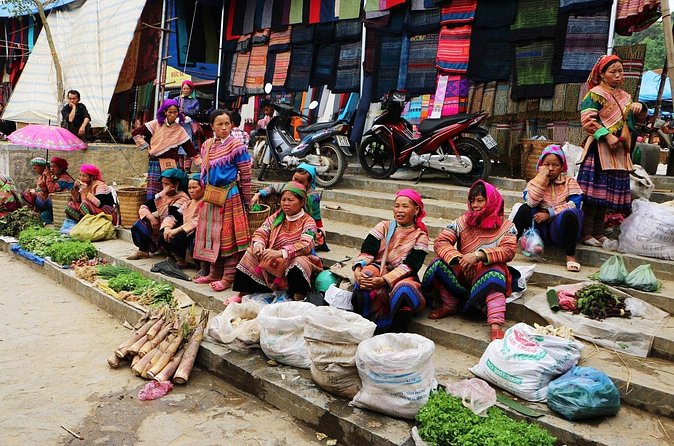 Sapa Hmong Family Trekking Adventures - Food, comfort, and what the $59 covers