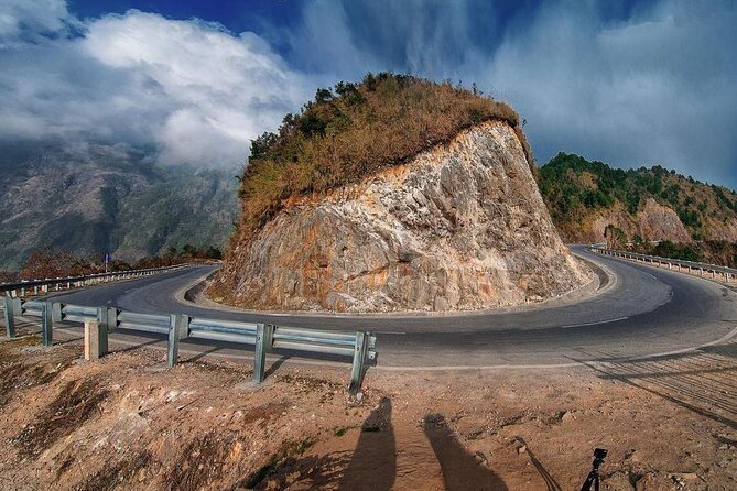 SaPa Motorbike Tour - Half day - Visit Waterfall - The guides are a major part of the value