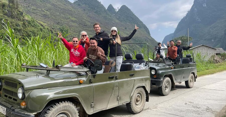 Sapa Open Air Jeep Half Days Off the Beaten Track, Backroad - O Quy Ho Village and the high panorama