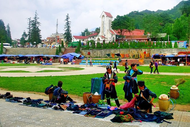 Sapa Trek Tours -2D1N Stay At 3*** -TRANSFER BY SLEEPING BUS - Group size, pace, and organization