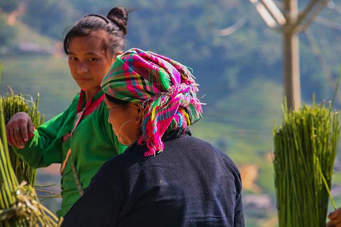 Sapa Valley Trek and Homestay - 3D2N - Ta Van and the first village evening
