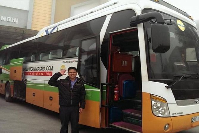 Sleeper Bus Hanoi to Sapa - Settling into the 40-berth cabin