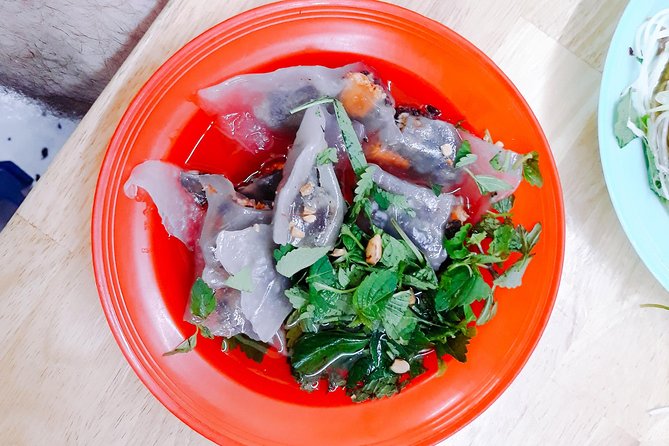 Small Group Hanoi Street Food Tour with a Real Foodie - Starting on Luong Van Can Street
