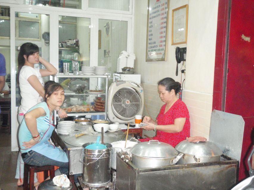 Street Food Tour Hanoi and Train Street Experience - Who should book this Hanoi food tour?