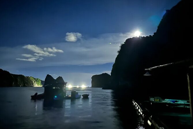 Sunset and Plankton Bioluminescent Night Kayak Lan Ha Bay - Sunset hour: beautiful, but not guaranteed