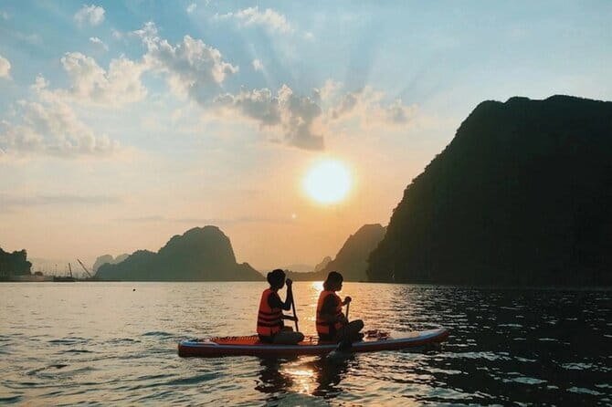 Sunset Tour in Lan Ha Bay | 4-star Daiichi Cruise - The transfer from Cat Ba town and Cai Beo Wharf