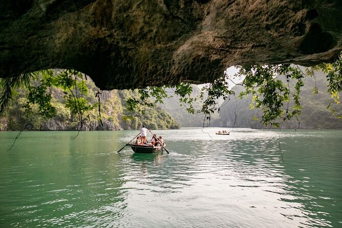 Swan Cruises Ha Long & Bai Tu Long Bay 2D1N - Thien Canh Son Cave - Booking, cancellation, and weather notes