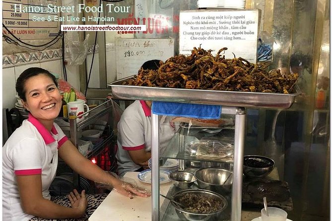 Tasting 8 Different Hanoi Street Foods at Noon Time - Practical details that make the day easier