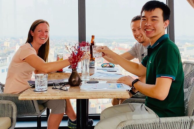 The Hidden Hanoi Old Quarter Experience - Coffee, snacks, and comfort on a warm walk