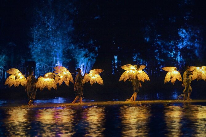 The Quintessence of Tonkin Show - CNN News "MUST-SEE IN HANOI" - The one-hour show inside a three-hour outing