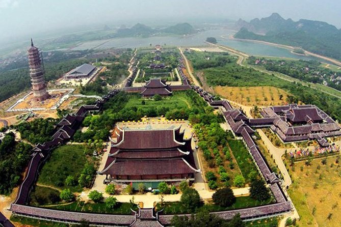 Trang An grottoes - Bai Dinh Pagoda Day Tours - Trang An by Boat, Through Limestone Peaks and Grottoes