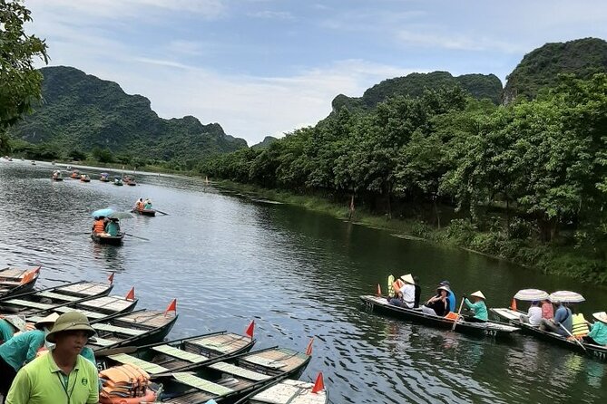 Trang An grottoes - Bai Dinh Pagoda Day Tours - Lunch at 12:30 pm and a Taste of Ninh Binh