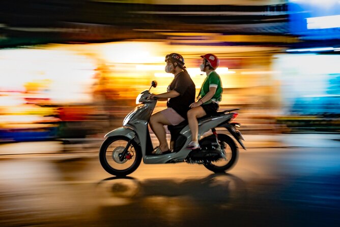 Ultimate Hanoi Photography Tour - Night markets and everyday Hanoi after dark
