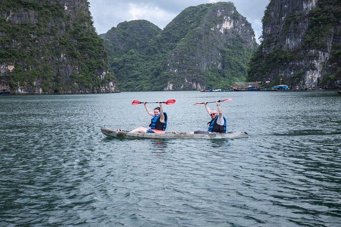 Unique Halong Private Day Cruise - Fishing Village, Kayak - The guide and the value of a private group