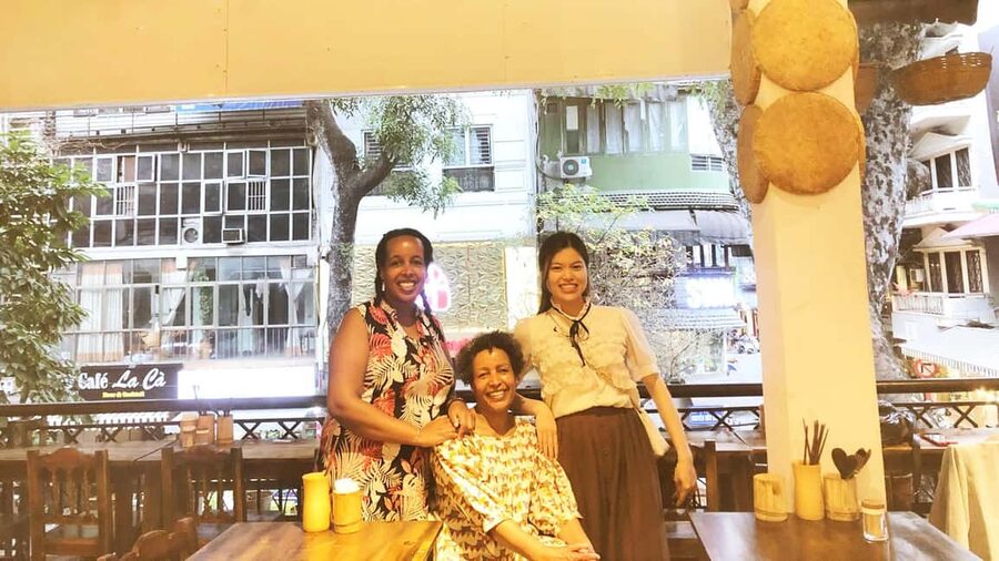 Vietnam Tea Tasting - Giang Egg Coffee & Train Street Visit - A tea lesson built around taste, not ceremony