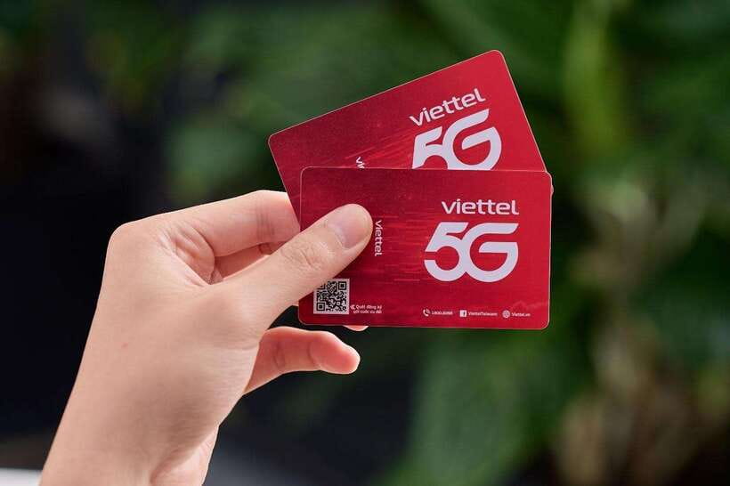 Vietnam: Tourist SIM Card with Mobile Data 5G/4G by Viettel - Picking up the SIM at 131 Hang Bong Street