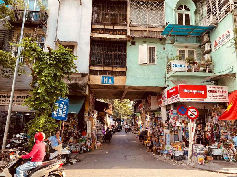 Vietnam War: Uncovering Hanoi's Untold Stories - Is $28 a fair price?
