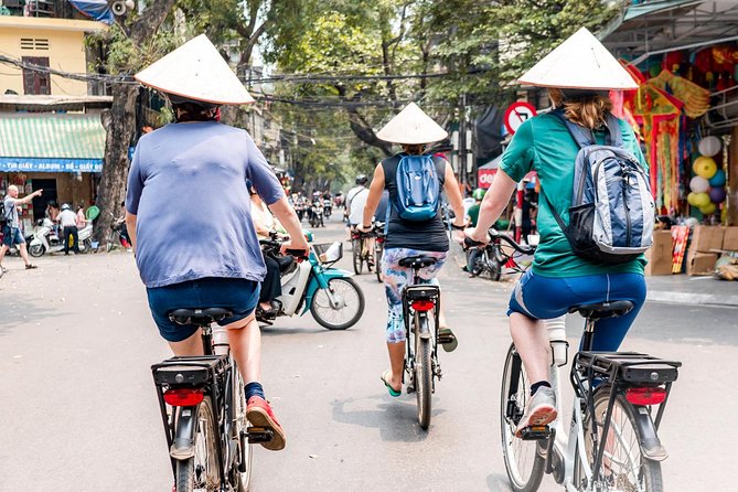 West Lake Journey by E-Bike - Vong Thi Pagoda and the old village setting
