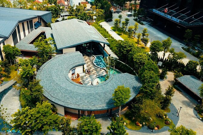 Wyndham Lynn Times Onsen Wellness - Your Shoptel and private Onsen area